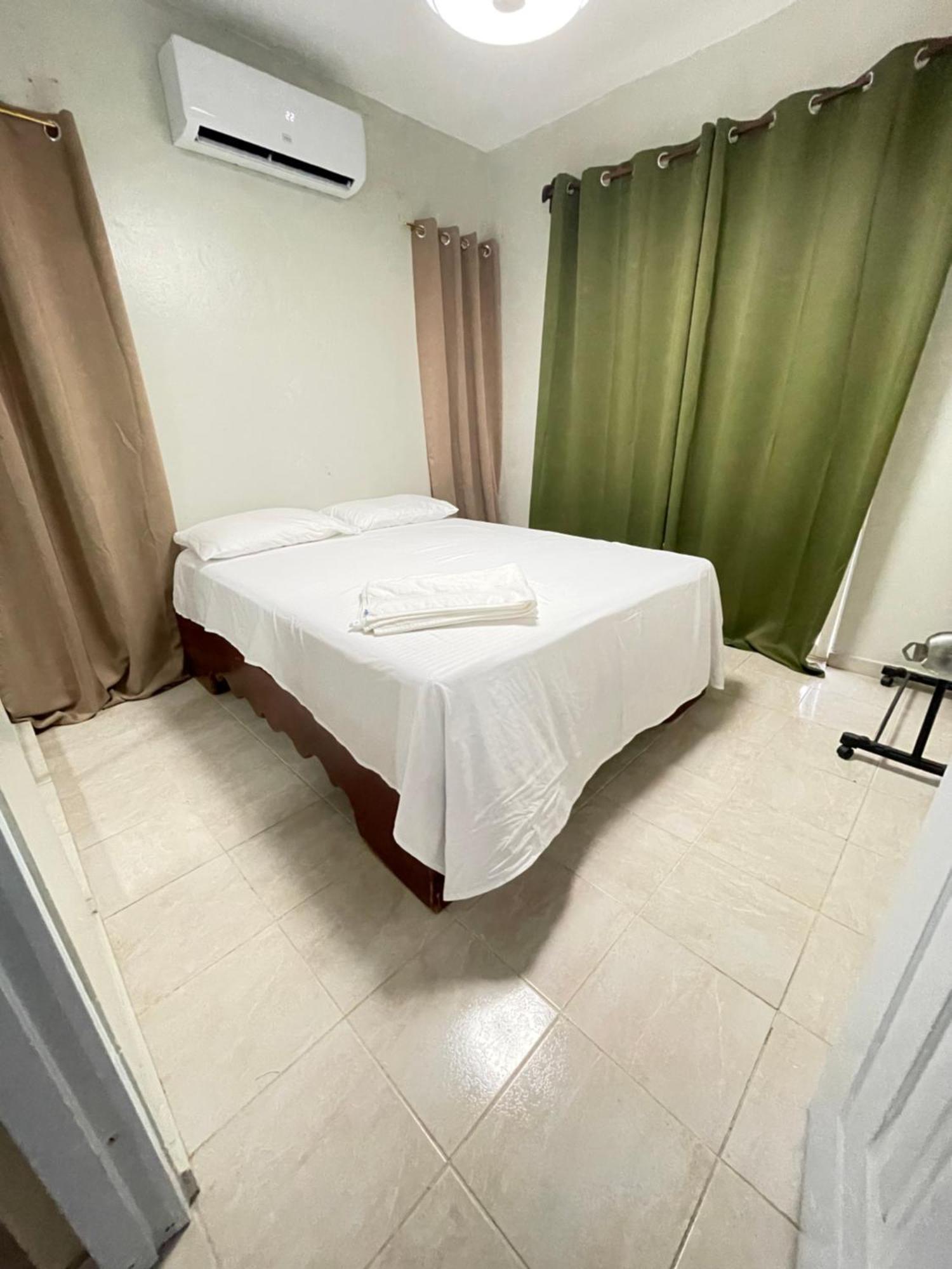 Casa Familiar Acogedora En Zona Residencial Villa La Grua Exteriör bild